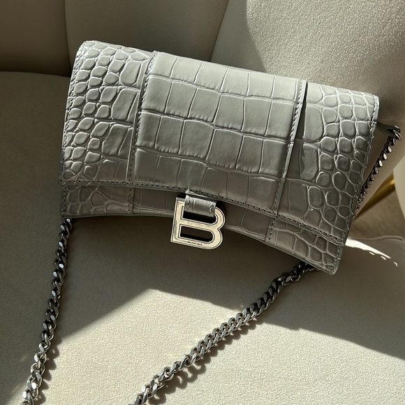 Balenciega purse - Picture 1 of 13